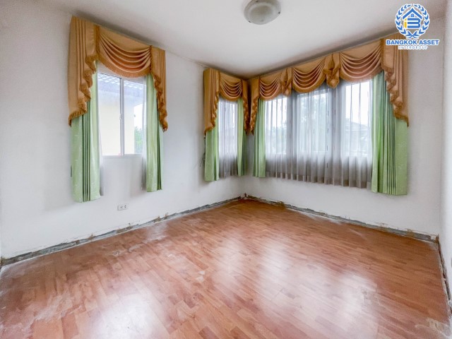 *****บ้านเดี่ยวมือสองนนทบุรี หมู่บ้าน พฤกษาวิลเลจ10 บางใหญ่ บ้านหลังใหญ่เนื้อที่กว่า 51 ตร.ว. ฟังก์ชัน 3 ห้องนอน 2 ห้องน้ำ 1 จอดรถ บ้านสภาพดี แถมฟรี! 1 ตู้เย็น บนทำเลแห่งการเดินทาง ใกล้รถไฟฟ้าสายสีม่วง "สถานีตลาดบางใหญ่" และทางด่วน "ศรีรัช" จองเลย!